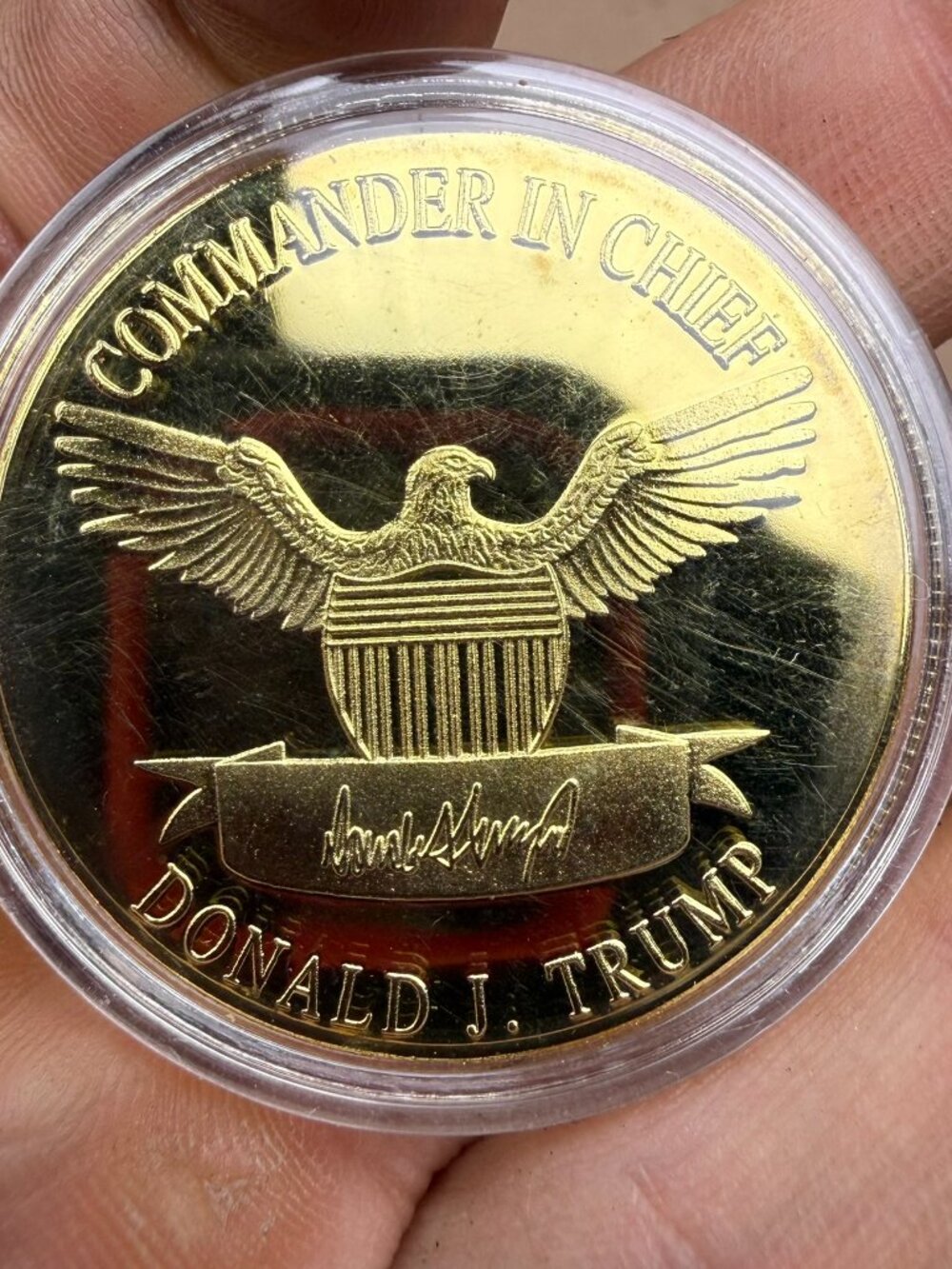 Donald Trump Keep America Great 2020 Gold Plated Commemorative Coin in Capsule